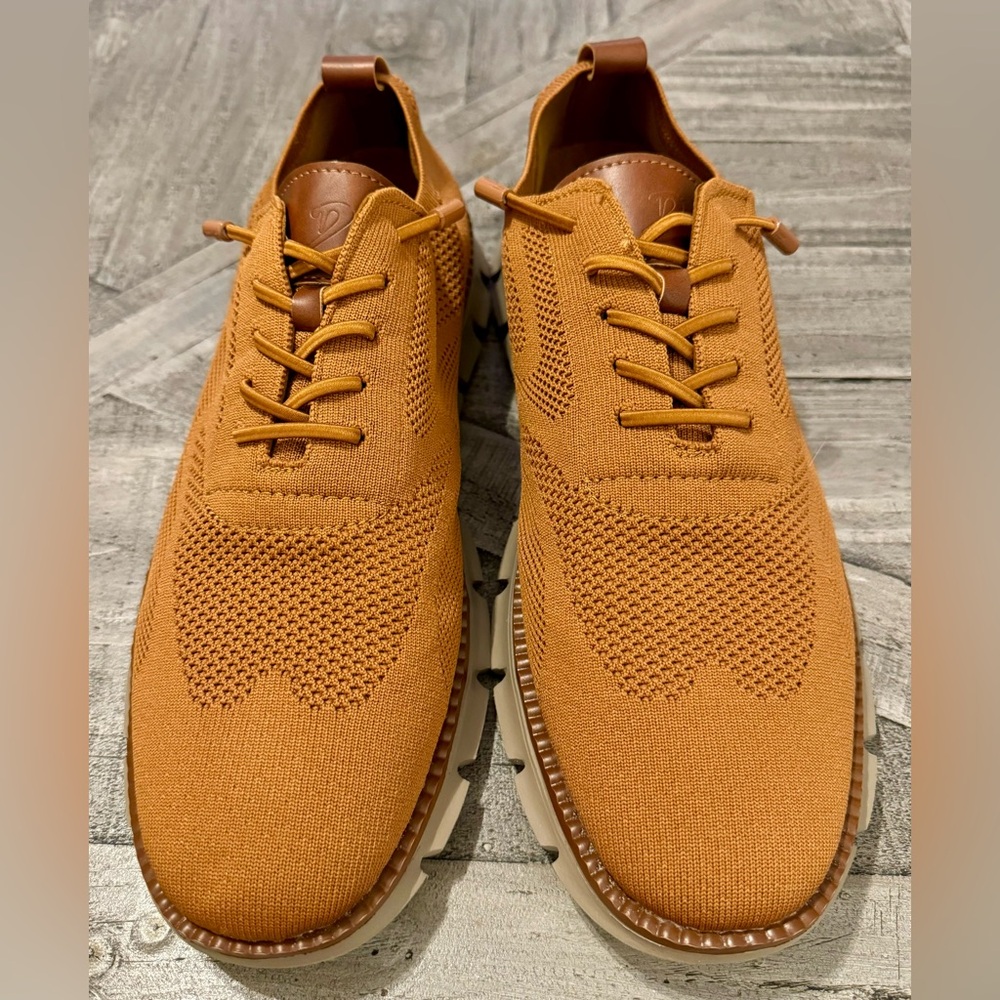 Men’s Dress Sneakers, Size 13, Color Camel.
